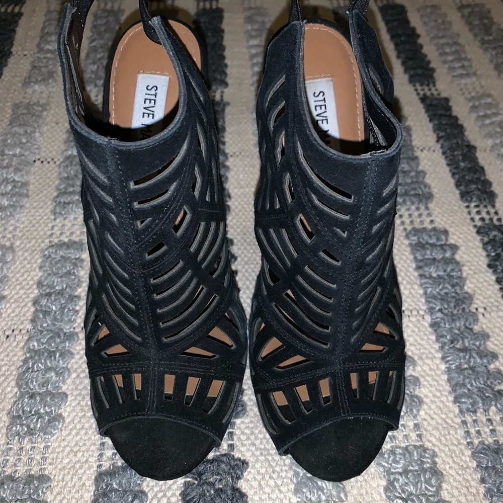 Steve Madden Black heels